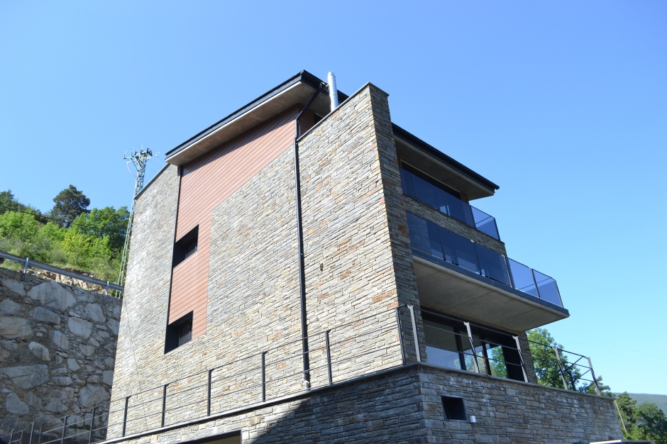 Dos Habitatges Unifamiliars a Aixirivall, Arquitectura (Principat d'Andorra)