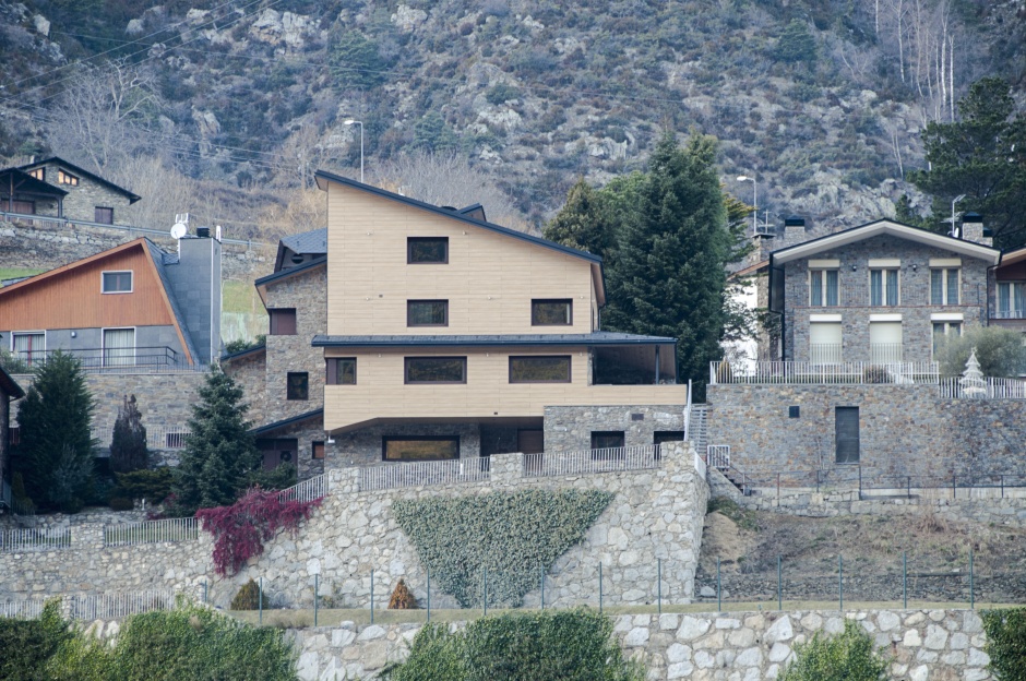 Renovation and extension of single-family housing in the Urbanization Camp Bernat, Architecture (Principality of Andorra)