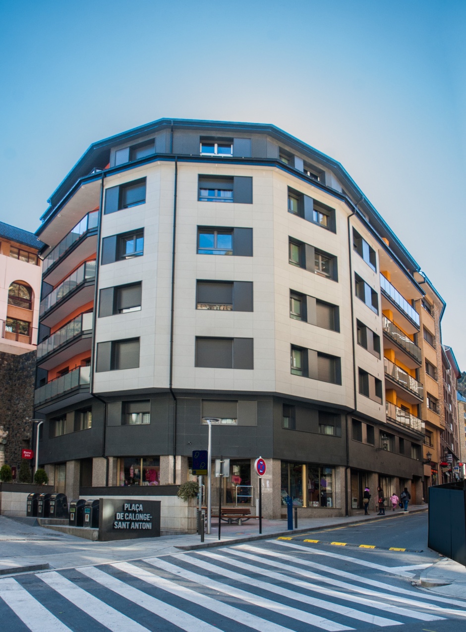 Improved thermal facade, Building Doctor Palau Street, 48, Architecture (Principality of Andorra)