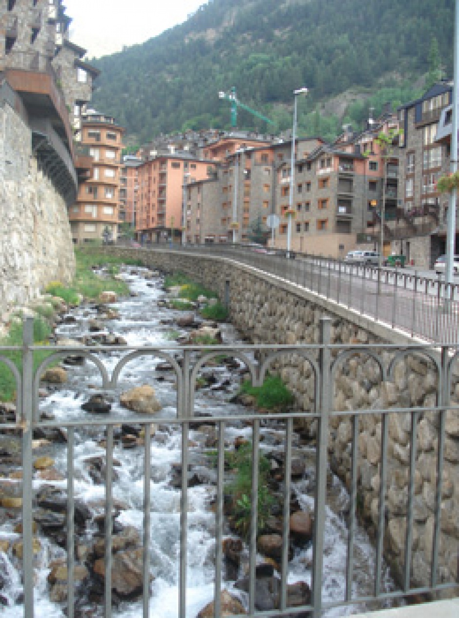 Canalització del Marge Esquerre del Riu a Arinsal, Enginyeria (Principat d'Andorra)